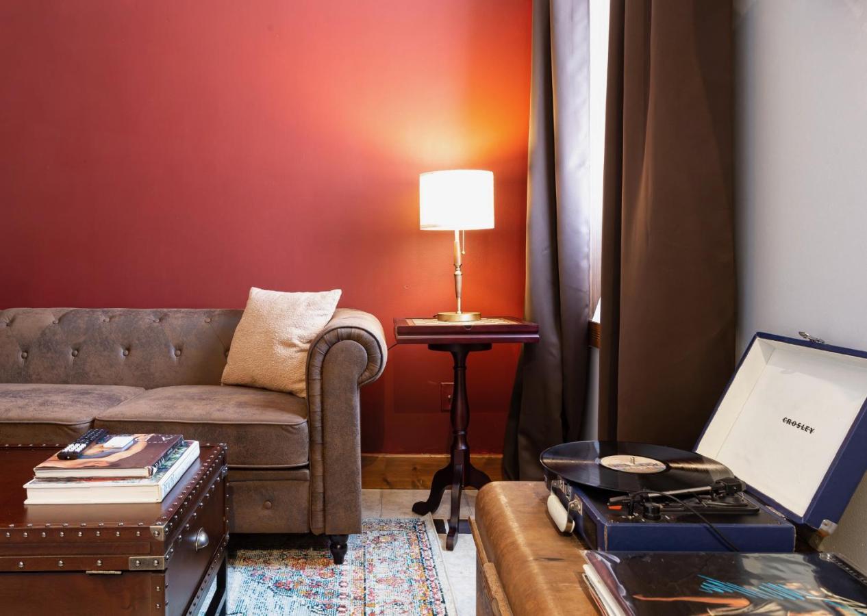 Spacious Stay Near Yale In Downtown New Haven Exterior foto